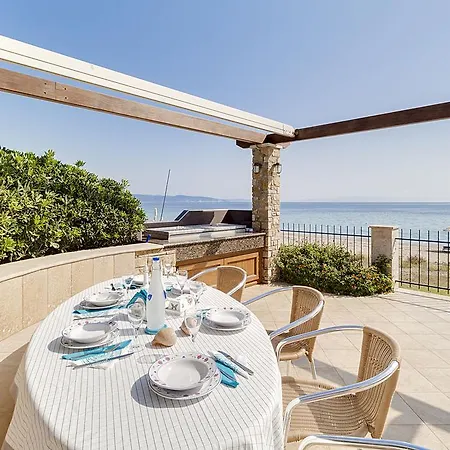 Nefeli - Akti Salonikiou A Agios Nikolaos (Chalkidiki)